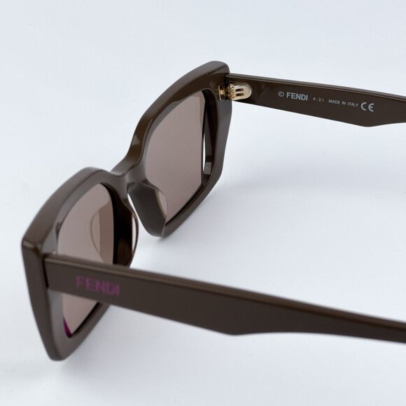 Fendi Women BRAND NEW Sunglasses Truffle Light Brown Geometric FE40032I 50E - Picture 7 of 9